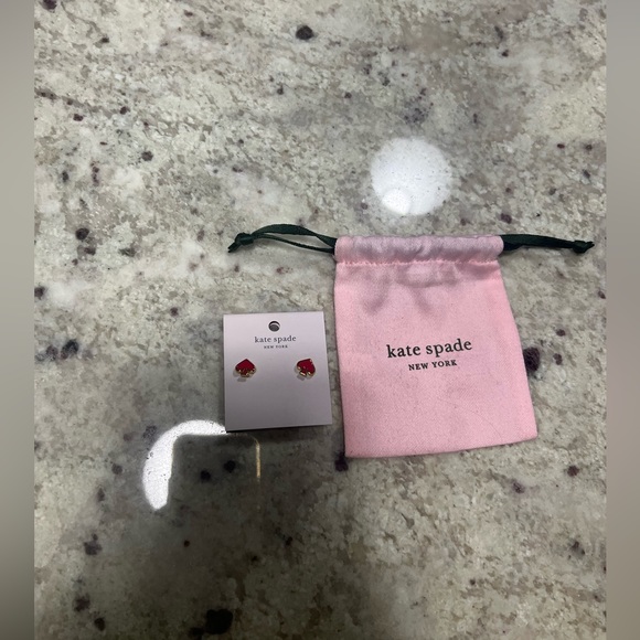 KATE SPADE SPADE EARRINGS IN RED- NEW NEVER WORN - Picture 2 of 5